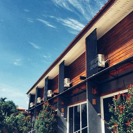 Boutique Family Room Phitsanulok Exterior foto