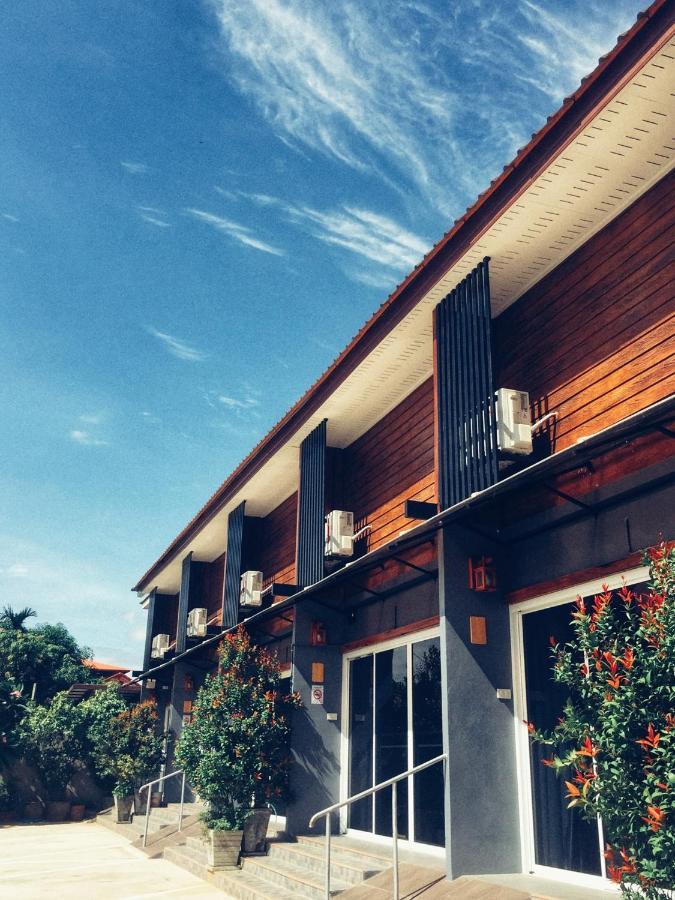 Boutique Family Room Phitsanulok Exterior foto
